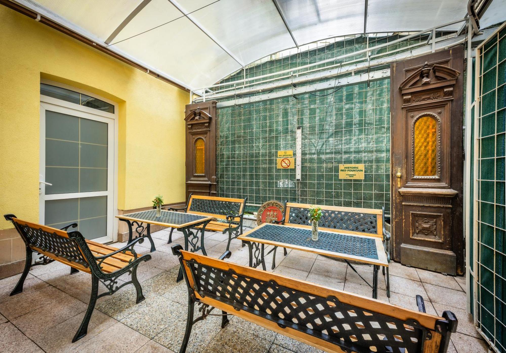 Residence Tabor Praha Bagian luar foto