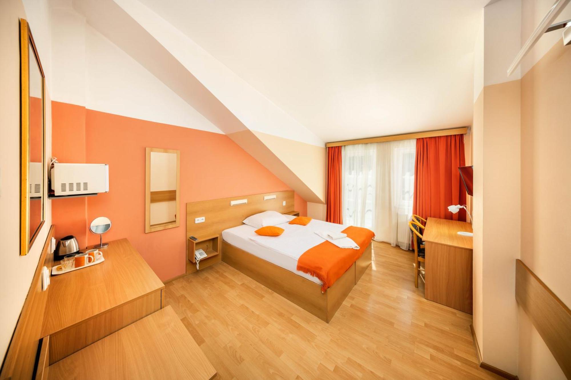Residence Tabor Praha Bagian luar foto