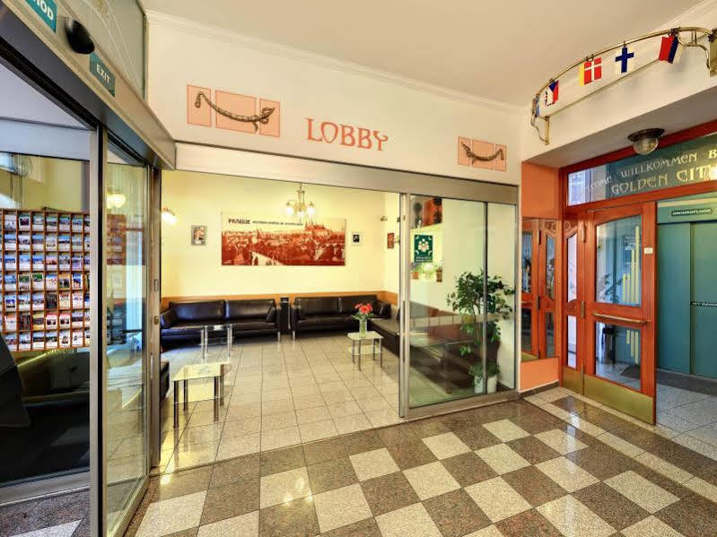 Residence Tabor Praha Bagian luar foto